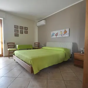 Al 32 Y 3 Bed & Breakfast Alghero